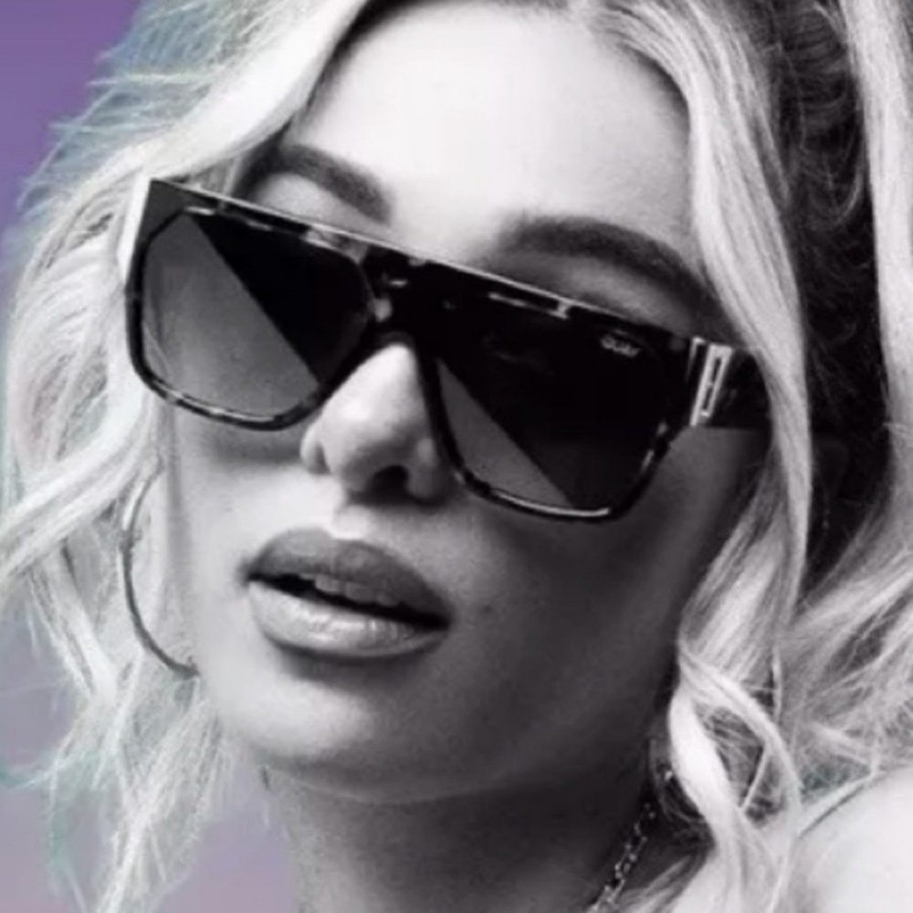 New Quay Australia x Saweetie Go Off Flat Top Polarized Shield Unisex Sunglasses